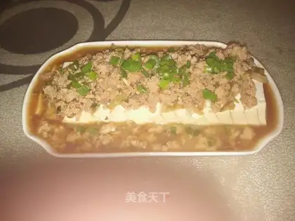 Squeeze meat and tofu