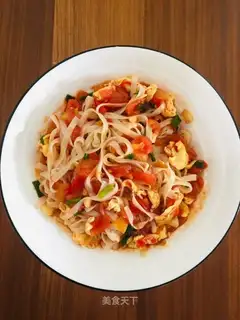 Tomato egg noodles