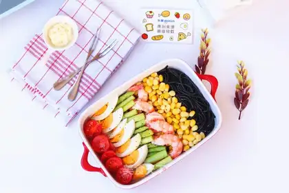 Fish pasta salad