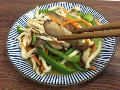 It's a four-colour time dish