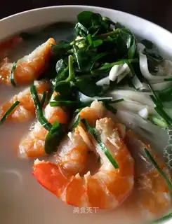 Shrimp noodles