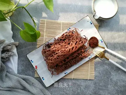 Coco-lace egg rolls