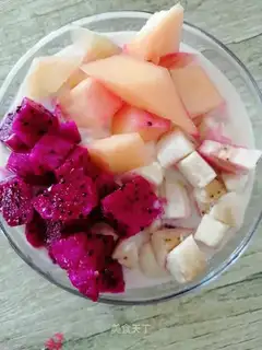 Yogurt and fruit
