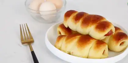 Sausage bread