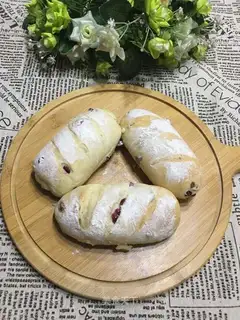 Cranberry cheese bag