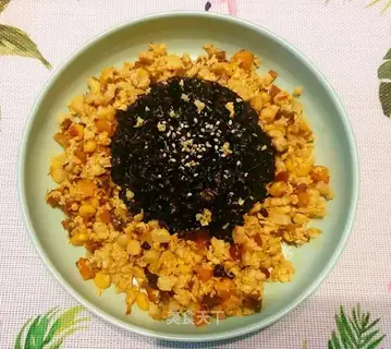 Cod eggs and rice