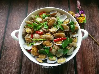 Spicy clams