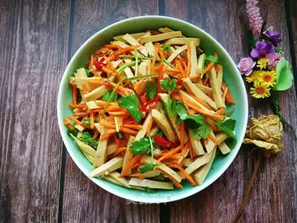 Carrot fragrance and tofu