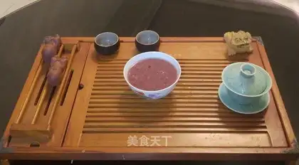Red-tree oatmeal