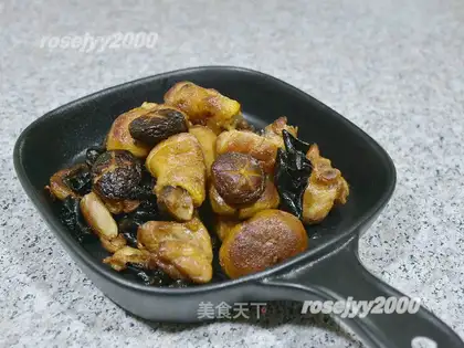 Double mushroom dry chicken