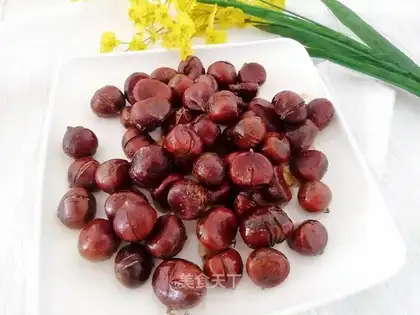 Homemade sugared chestnuts