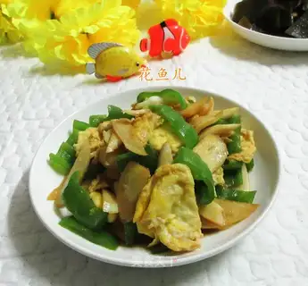 Blue pepper, white duck eggs
