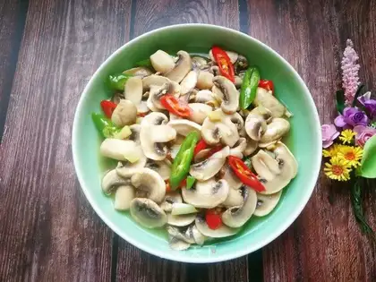 Cream pepper