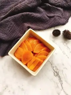 Caramel tomatoes