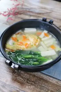 Emerald vegetable soup