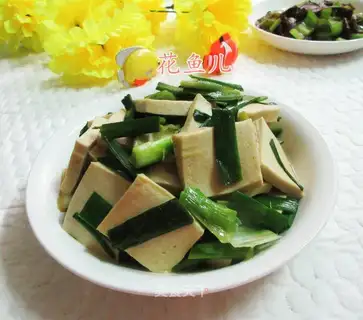 Garlic fried tofu