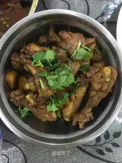 Chicken sticks and potatoes