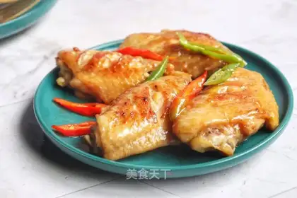 Fried chicken wings
