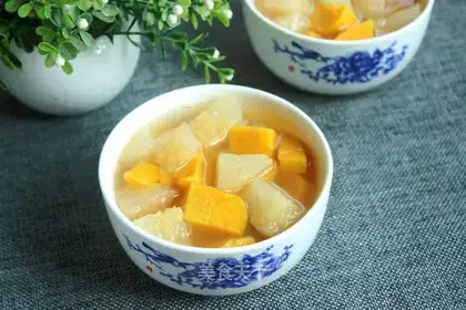 Pear soup