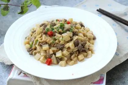 Pyramid beef