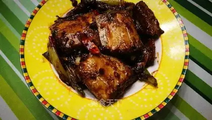 Red-fried fish