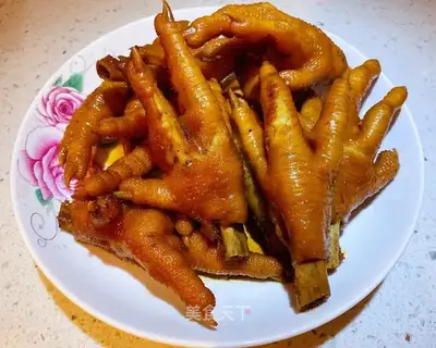 Chicken feet