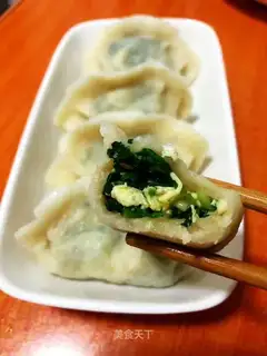 Spinach egg dumplings
