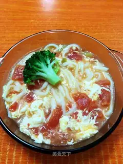 Tomato egg hot noodles