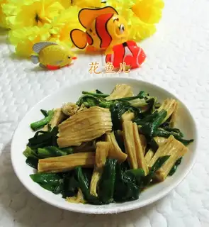 Garlic fried wood