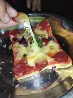 Simple little pizza