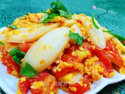 Tomato eggs, fried cake