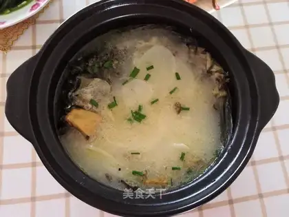 Squid radish soup