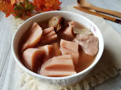 Lotus green bean soup