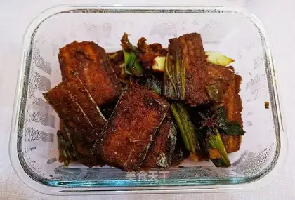 Red-fried fish