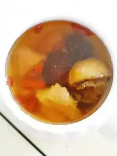 Red-tree scrawny abalone soup