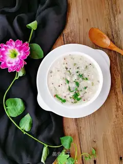 Quinoa thin porridge