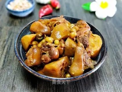 Peanut Lotus Pork Foot