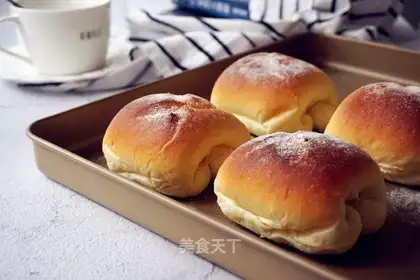 Milk rolls