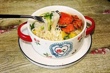 Tomato hot noodles