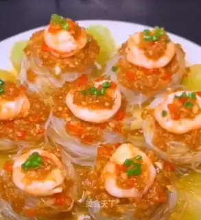 Garlic fans steam shrimp