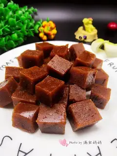 A mountain cake