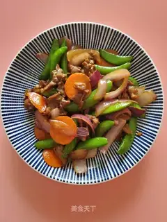 Sweet bean onion fried beef
