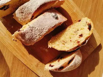 Coarse cranberry and no bread