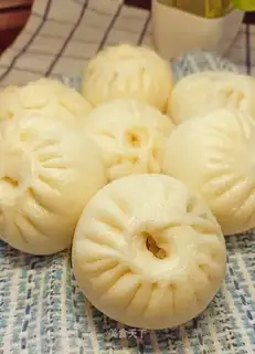 "Brad egg buns."