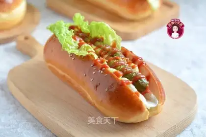 Hot dog bread