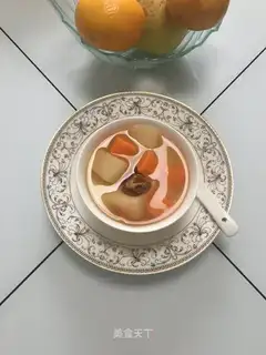 Iced Sydney carrot soup