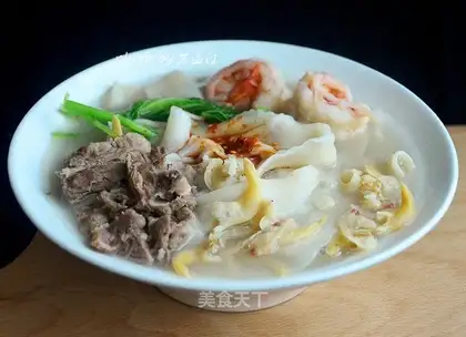 Seafood lamb noodles