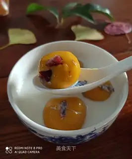 Milk pumpkin cranberry round