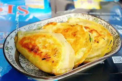 Scrambled egg dumplings