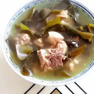 Sea laced ribs soup